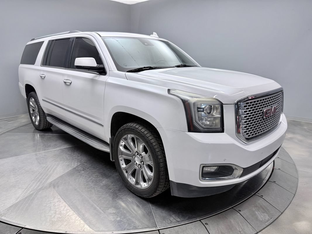 Used 2016 GMC Yukon XL Denali AWD/4WD image 3