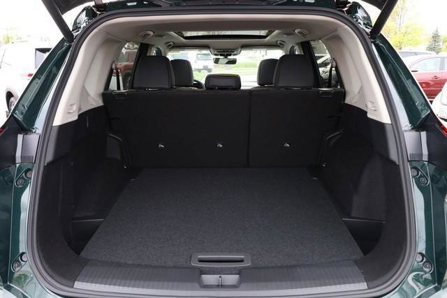 New 2026 Nissan Rogue SV image 7