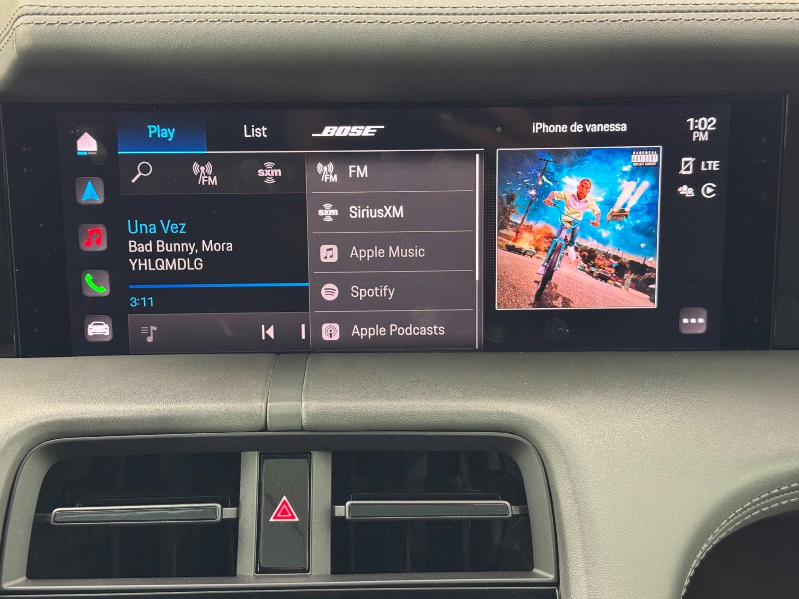 Used 2020 Porsche Taycan 4S w/ Premium Package image 27