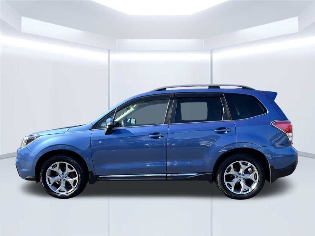 Used 2017 Subaru Forester 2.5i Touring AWD/4WD image 2