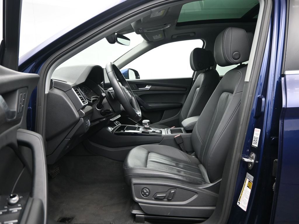 Used 2022 Audi Q5 2.0T Premium w/ Convenience Package image 26