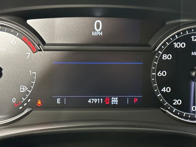 Used 2023 Cadillac XT4 Premium Luxury image 18