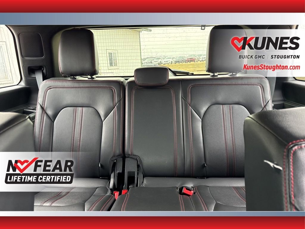 Used 2022 Ford Expedition Limited image 47