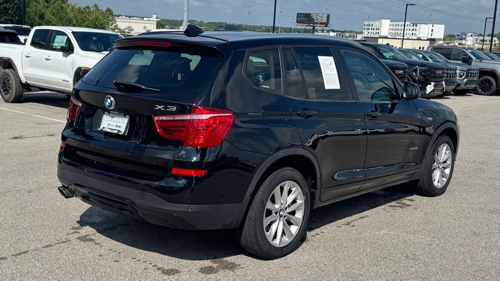 Used 2016 BMW X3 xDrive28i AWD/4WD image 3