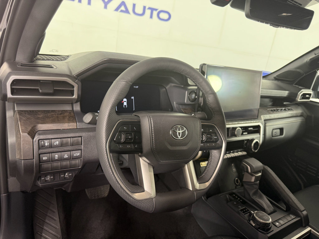 Used 2025 Toyota Tacoma Limited image 17