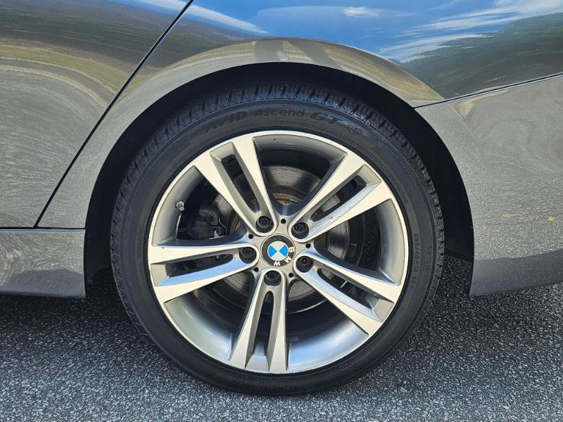 Used 2015 BMW 328d xDrive Wagon AWD/4WD image 17