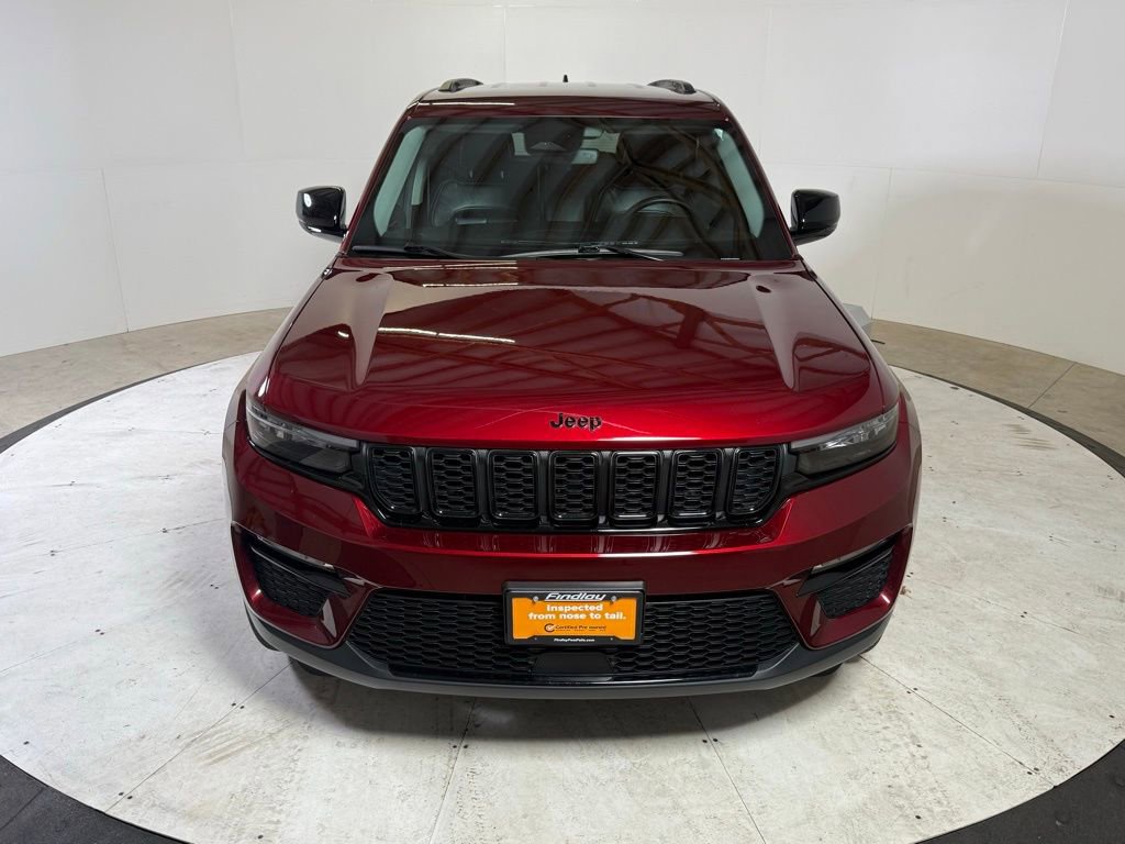 Used 2023 Jeep Grand Cherokee Limited w/ Black Appearance Package image 2