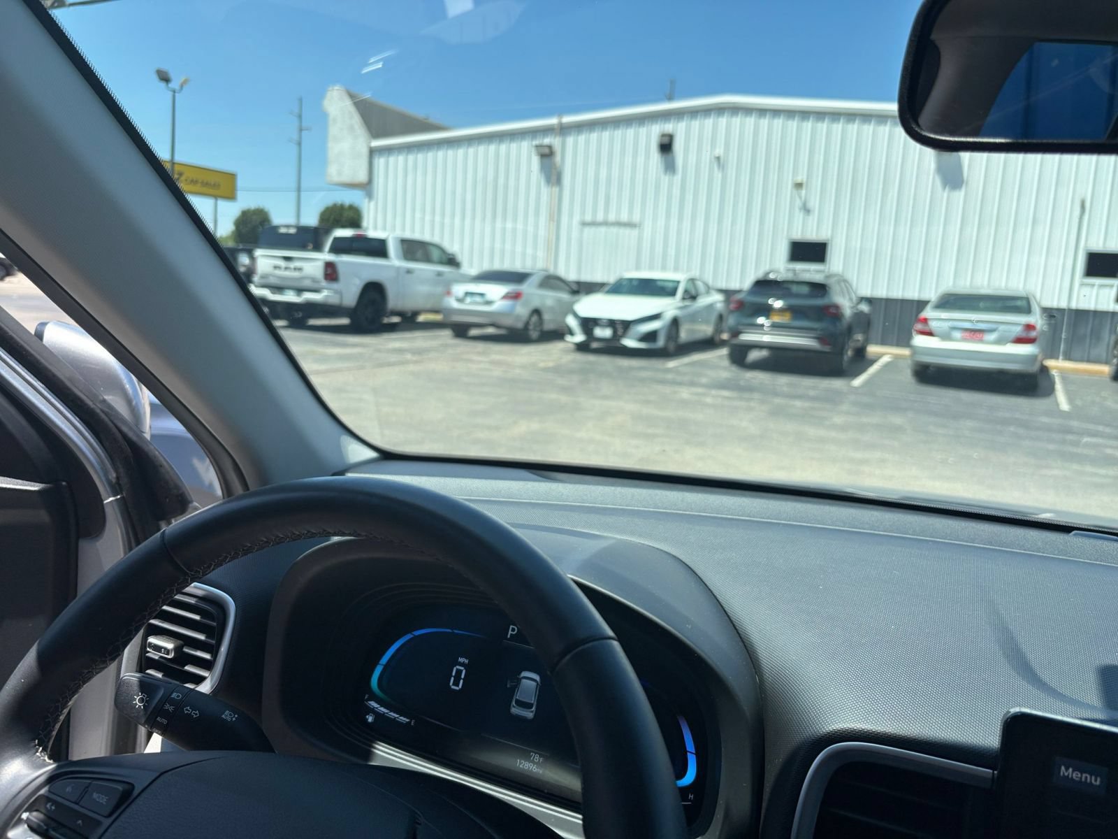 Used 2026 Hyundai Venue SEL FWD image 34