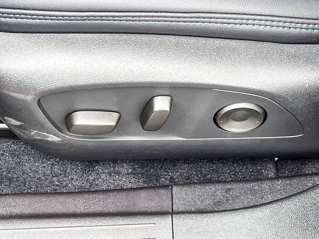 New 2026 Chevrolet Equinox EV LT image 20