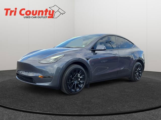Used 2023 Tesla Model Y Long Range AWD/4WD image 3
