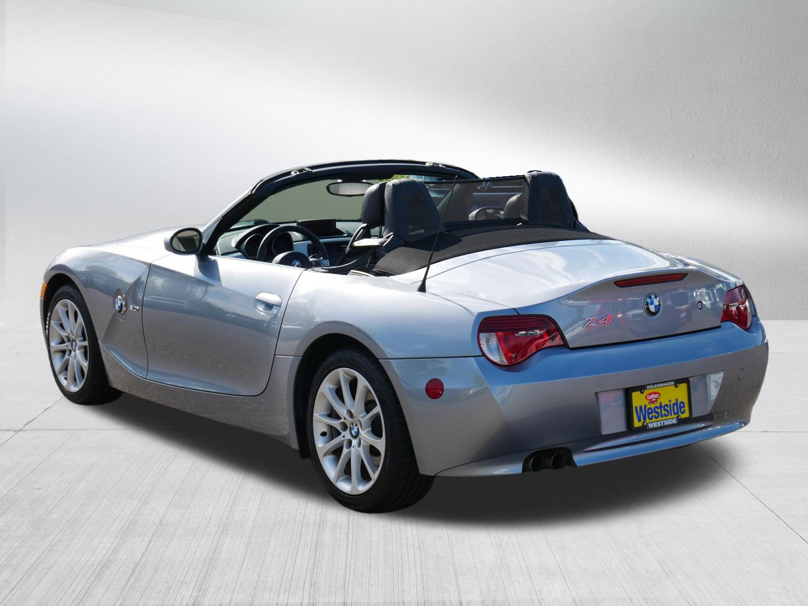 Used 2006 BMW Z4 3.0i RWD image 5