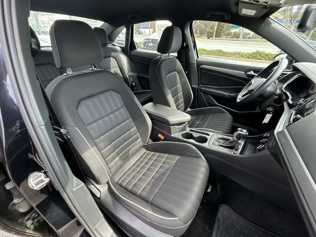 Used 2023 Volkswagen Jetta Sport image 24