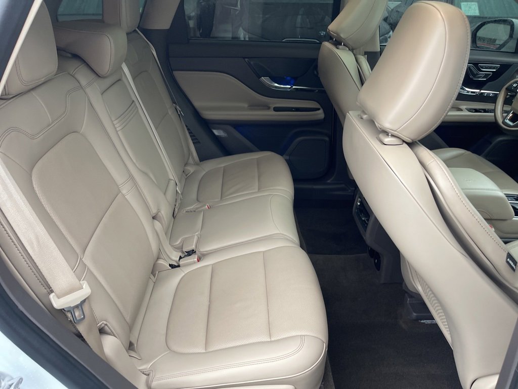 Used 2021 Lincoln Corsair Reserve w/ Equipment Group 201A image 27