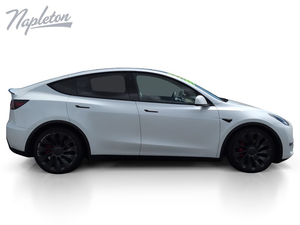 Used 2022 Tesla Model Y Performance AWD/4WD image 7
