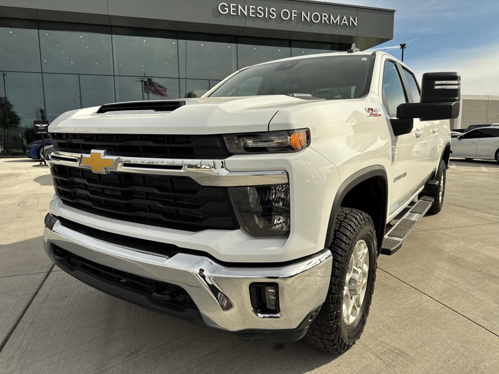 Used 2025 Chevrolet Silverado 2500 LT