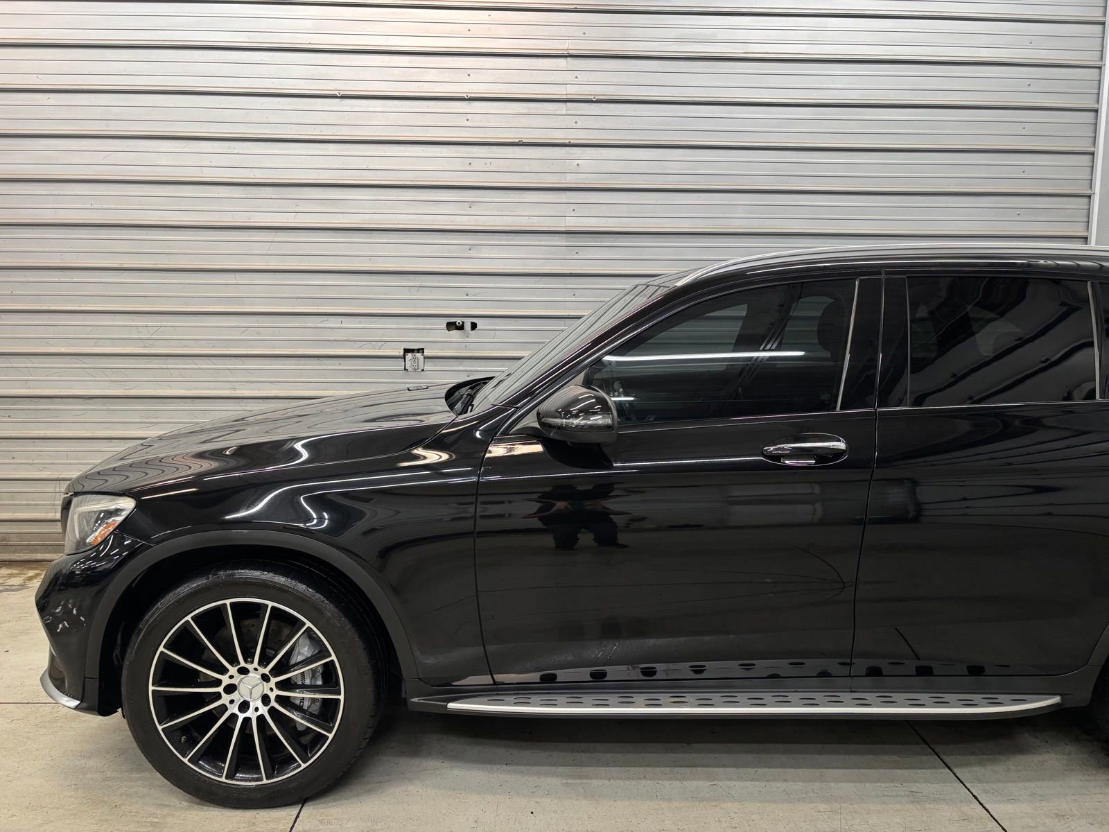 Used 2017 Mercedes-Benz GLC 43 AMG 4MATIC image 3