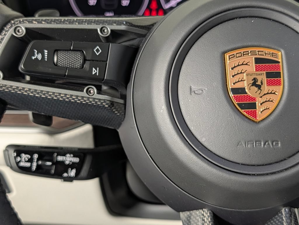 Used 2026 Porsche Cayenne E-Hybrid Coupe AWD/4WD image 37