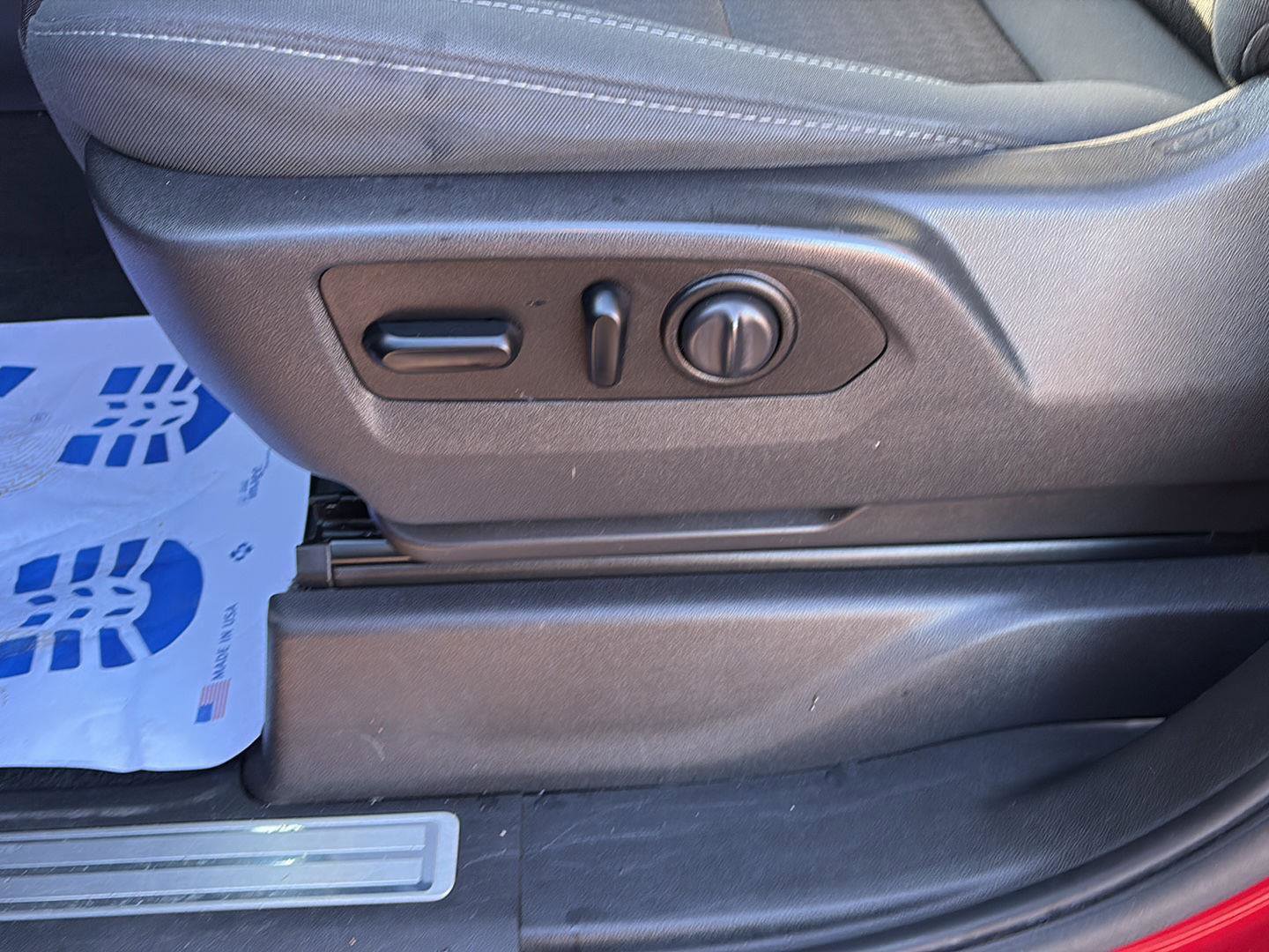 Used 2020 Chevrolet Silverado 1500 LT Trail Boss image 13