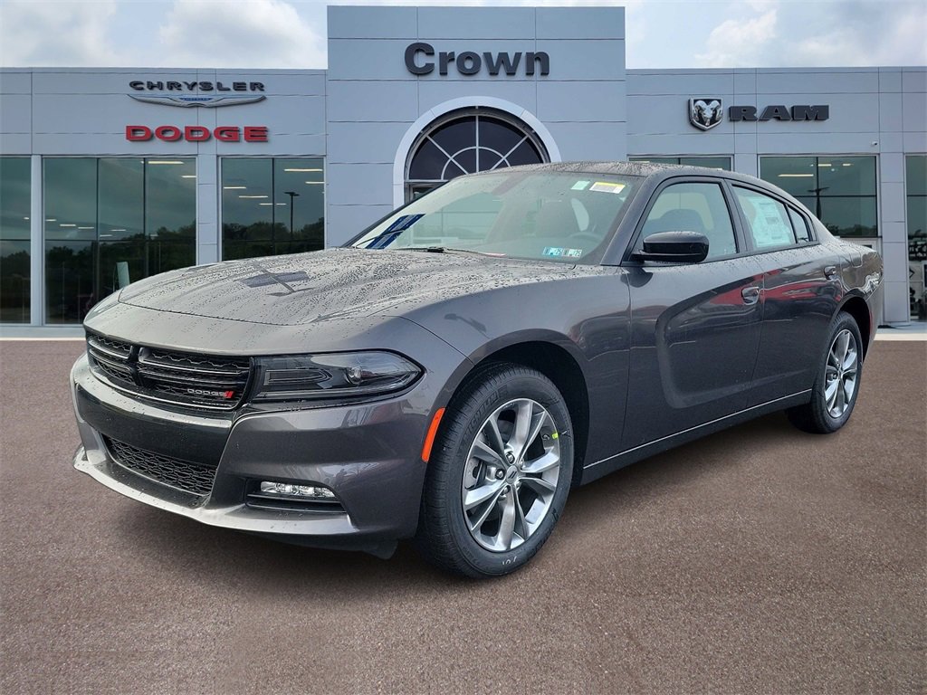 Used 2023 Dodge Charger SXT image 2