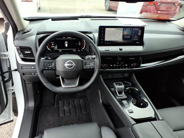 Certified 2025 Nissan Rogue SL w/ SL Premium Package image 7