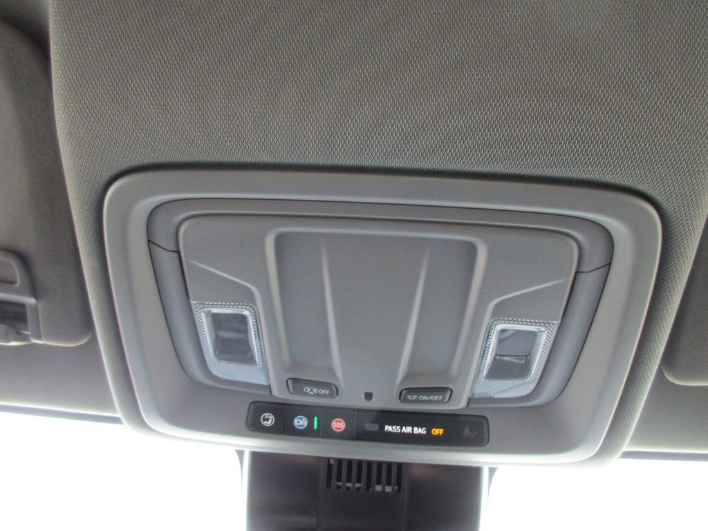 Used 2024 Chevrolet Silverado 1500 RST w/ Z71 Off-Road Package image 29