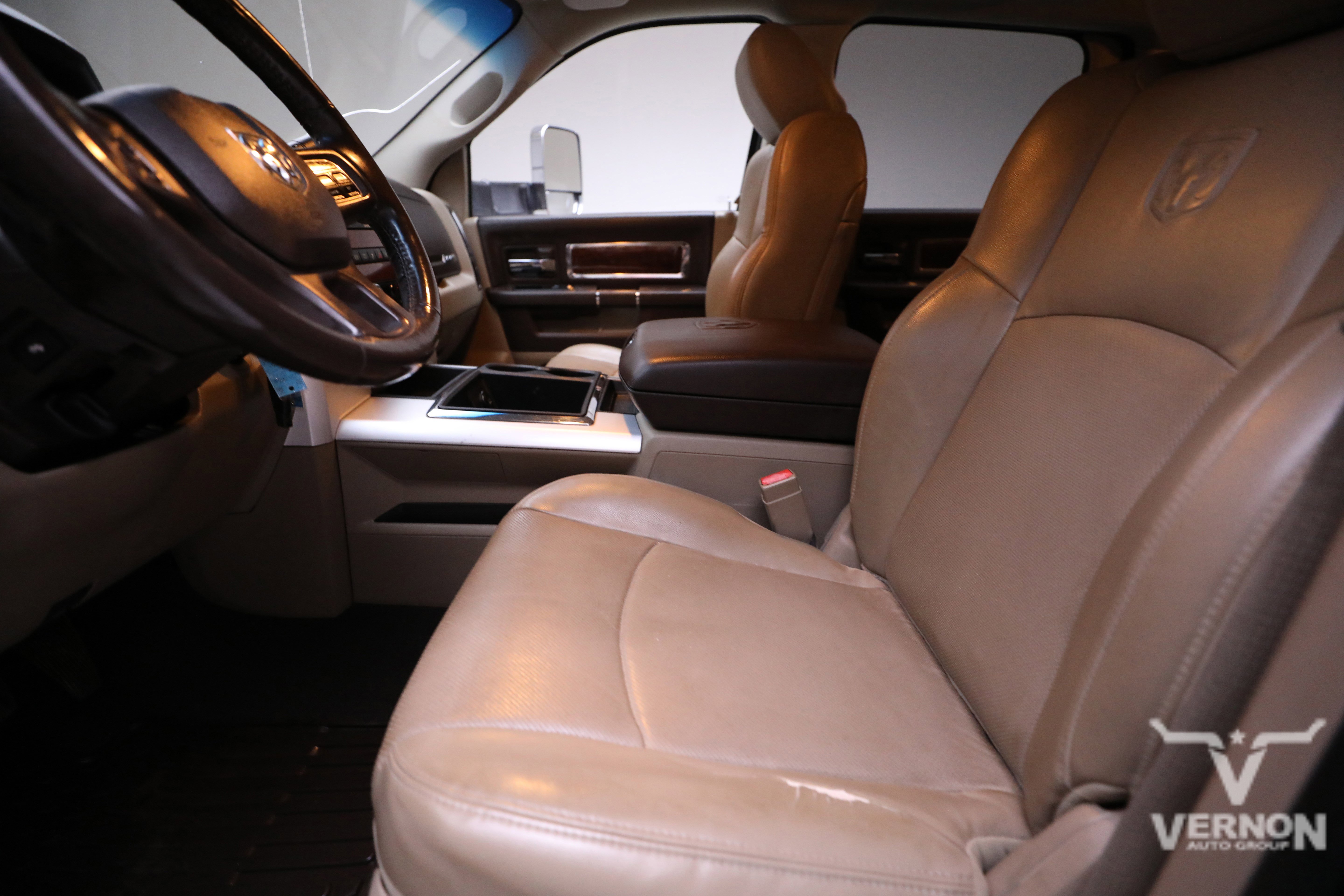 Used 2012 RAM 3500 Laramie w/ Cold Weather Group image 10