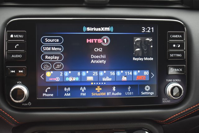 New 2025 Nissan Versa SR w/ Trunk Package image 22