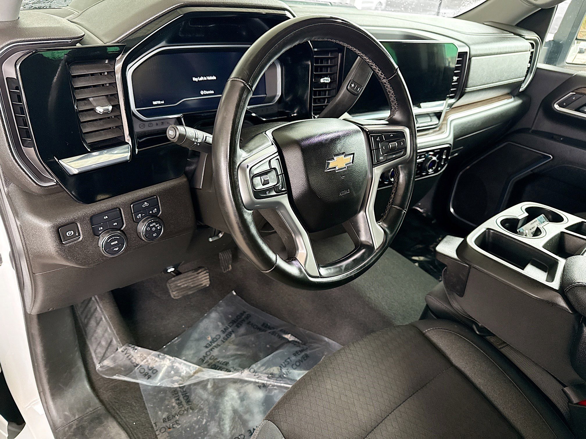 Used 2024 Chevrolet Silverado 2500 LT image 22