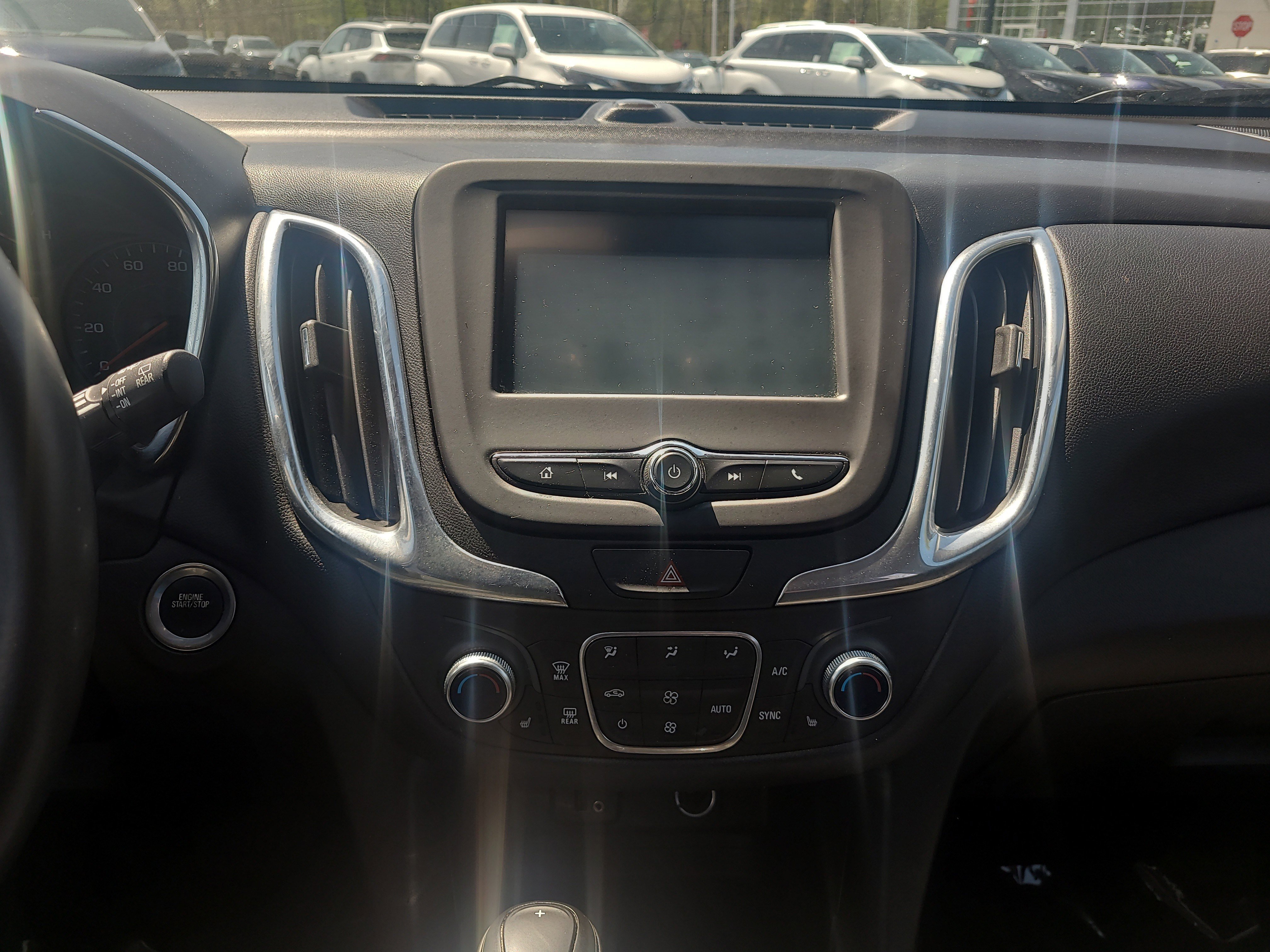 Used 2018 Chevrolet Equinox LT AWD/4WD image 20