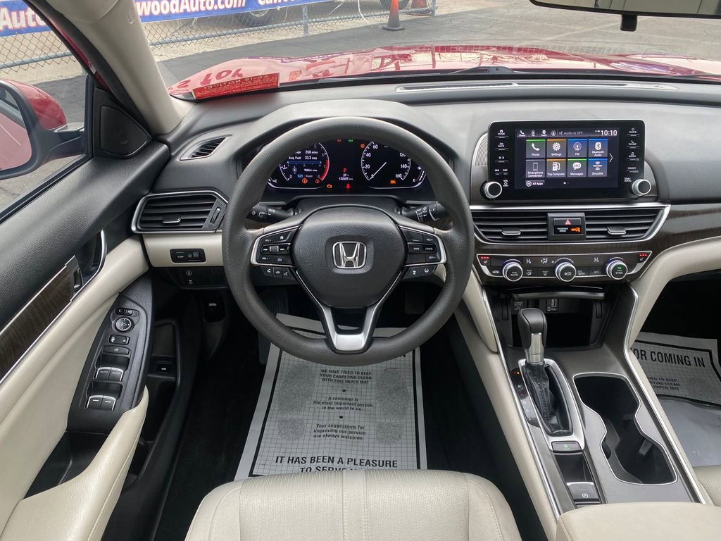 Used 2018 Honda Accord EX image 19