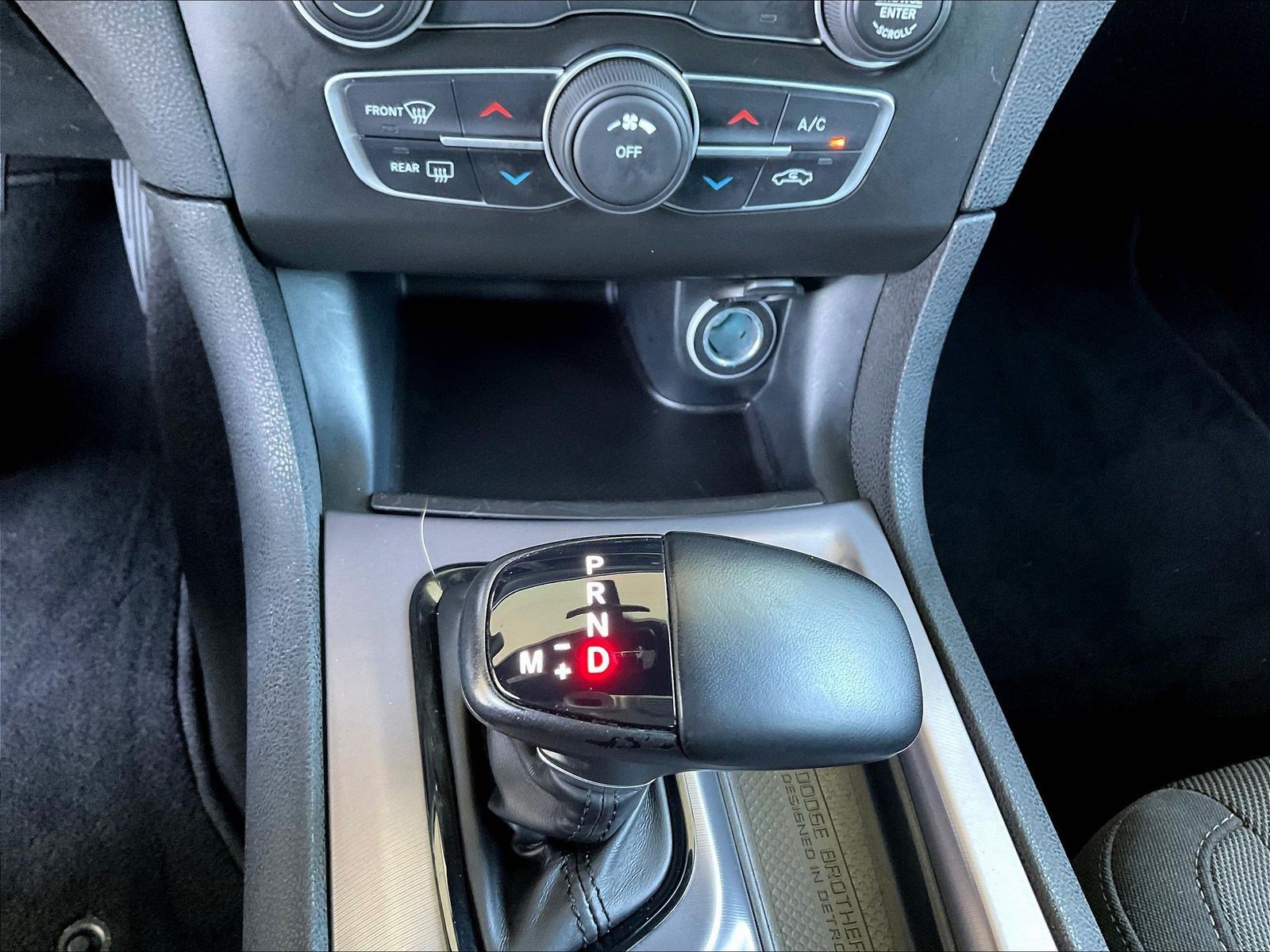 Used 2021 Dodge Charger SXT w/ Blacktop Package RWD image 15
