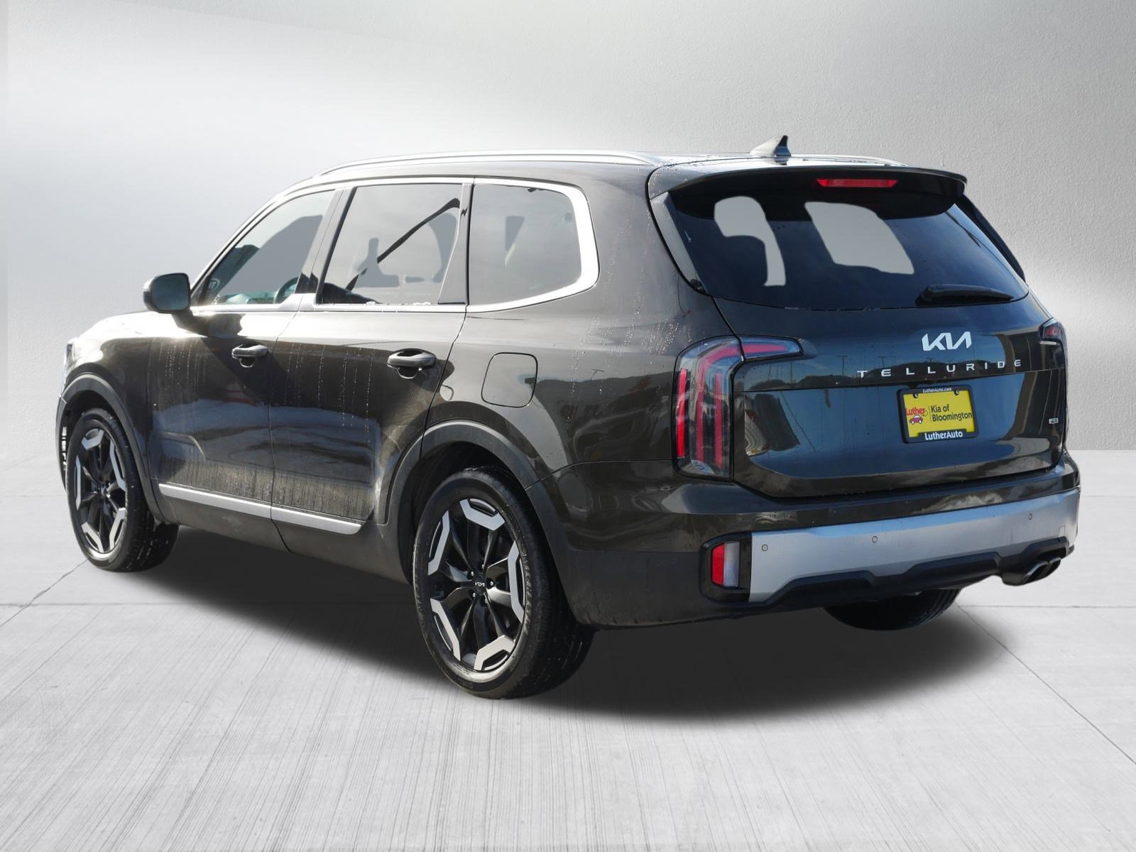 Certified 2023 Kia Telluride EX image 5