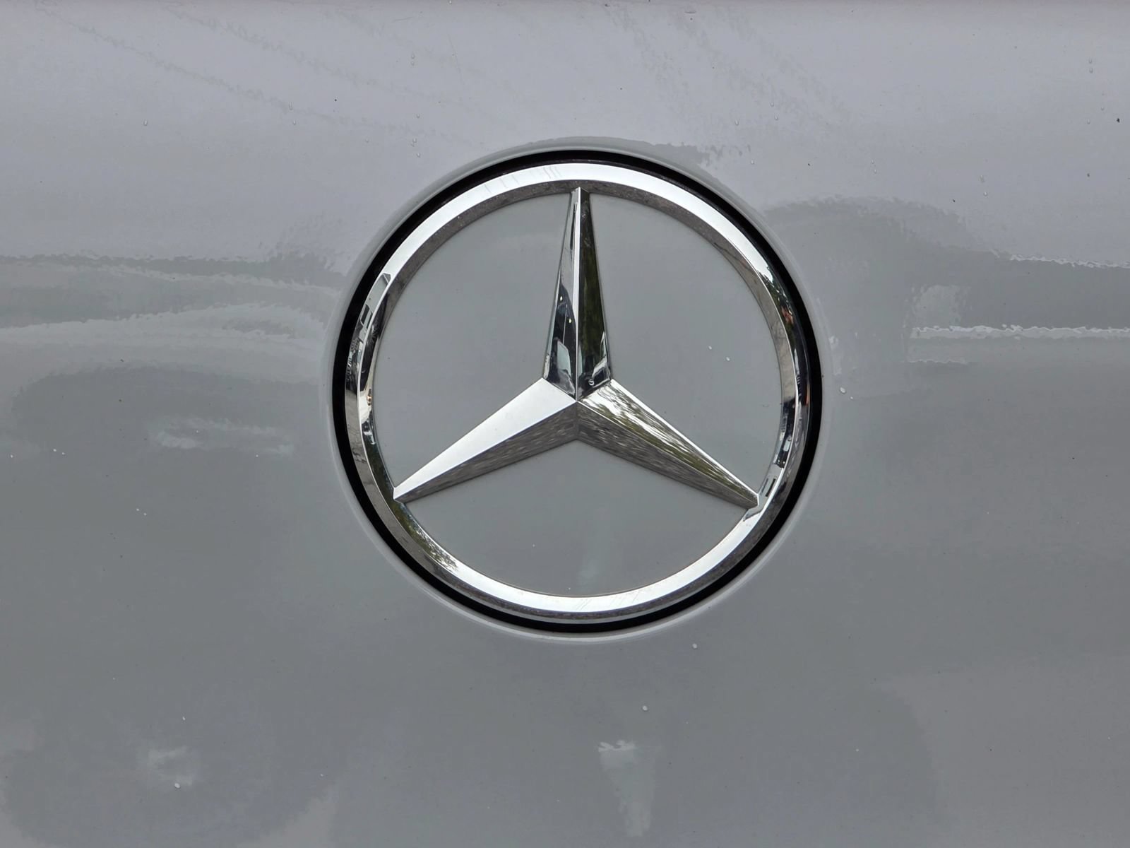 Used 2023 Mercedes-Benz EQE 350+ 4MATIC SUV w/ Exclusive Trim Package image 40