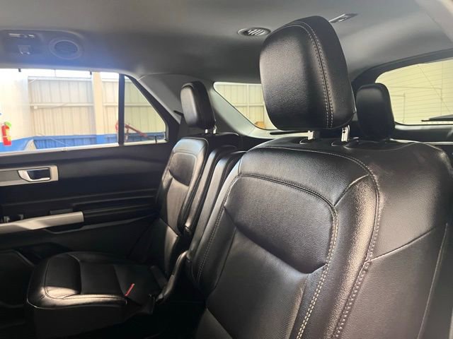 Used 2023 Ford Explorer Limited w/ Equipment Group 301A image 18