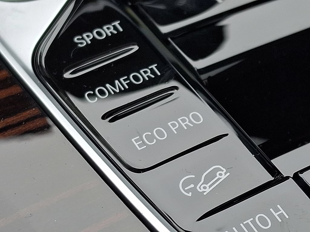 New 2026 BMW X5 xDrive40i AWD/4WD image 16