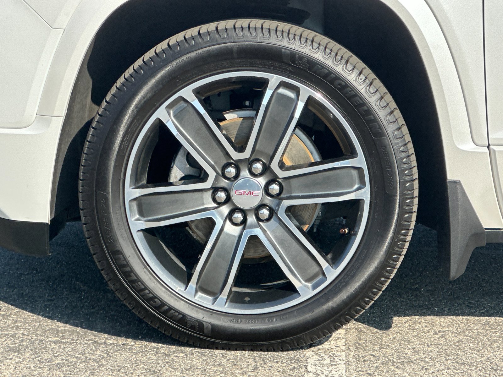 Used 2018 GMC Acadia Denali w/ LPO, Protection Package image 27