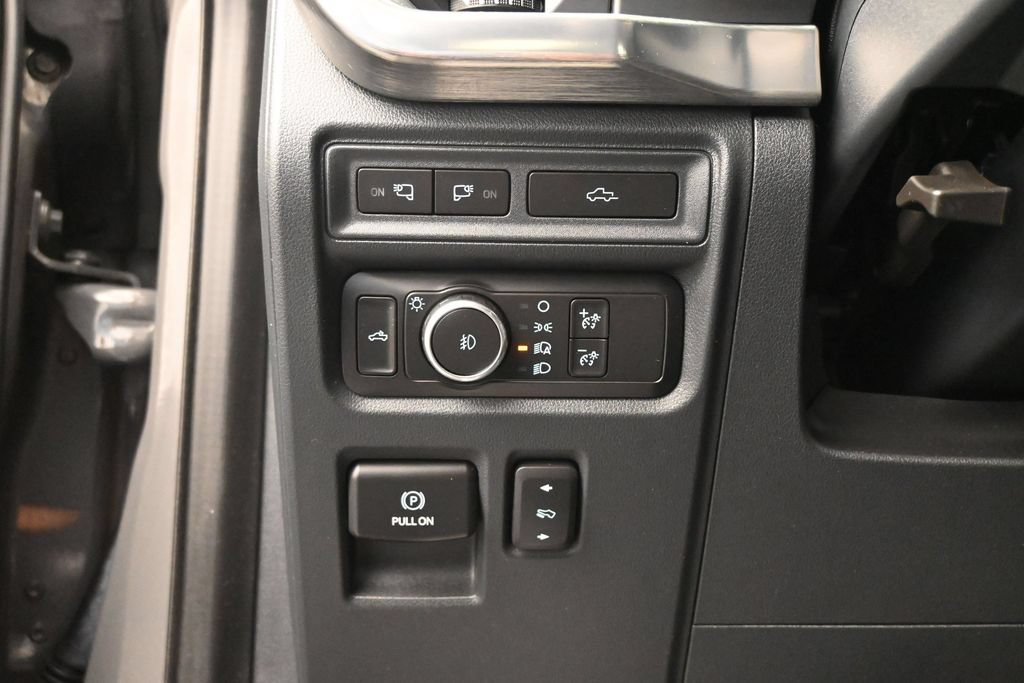 Used 2021 Ford F150 Lariat AWD/4WD image 4