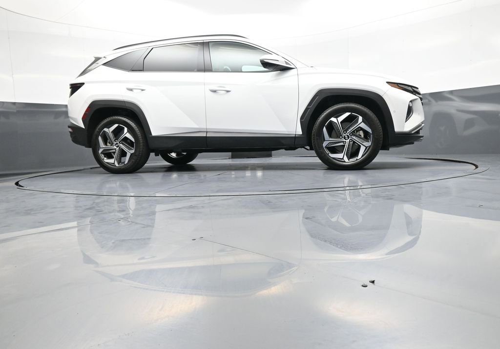 Certified 2023 Hyundai Tucson Limited AWD/4WD image 29