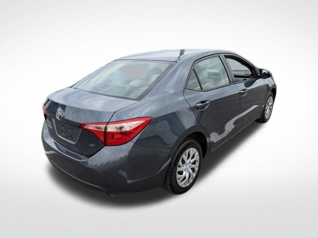 Used 2017 Toyota Corolla LE w/ Carpet Mat Package (TMS) FWD image 8