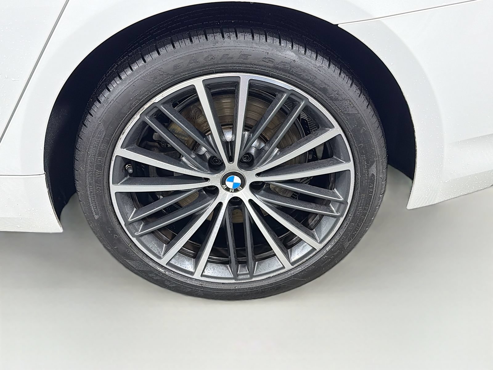 Used 2023 BMW 540i w/ Premium Package RWD image 34