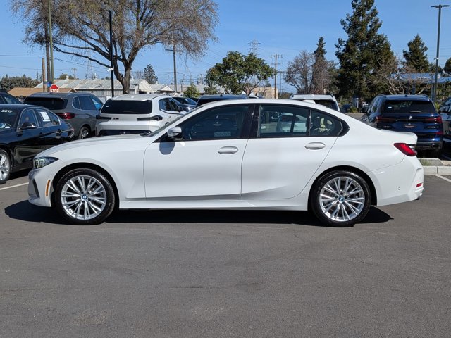 Used 2023 BMW 330i 330i w/ Premium Package image 9