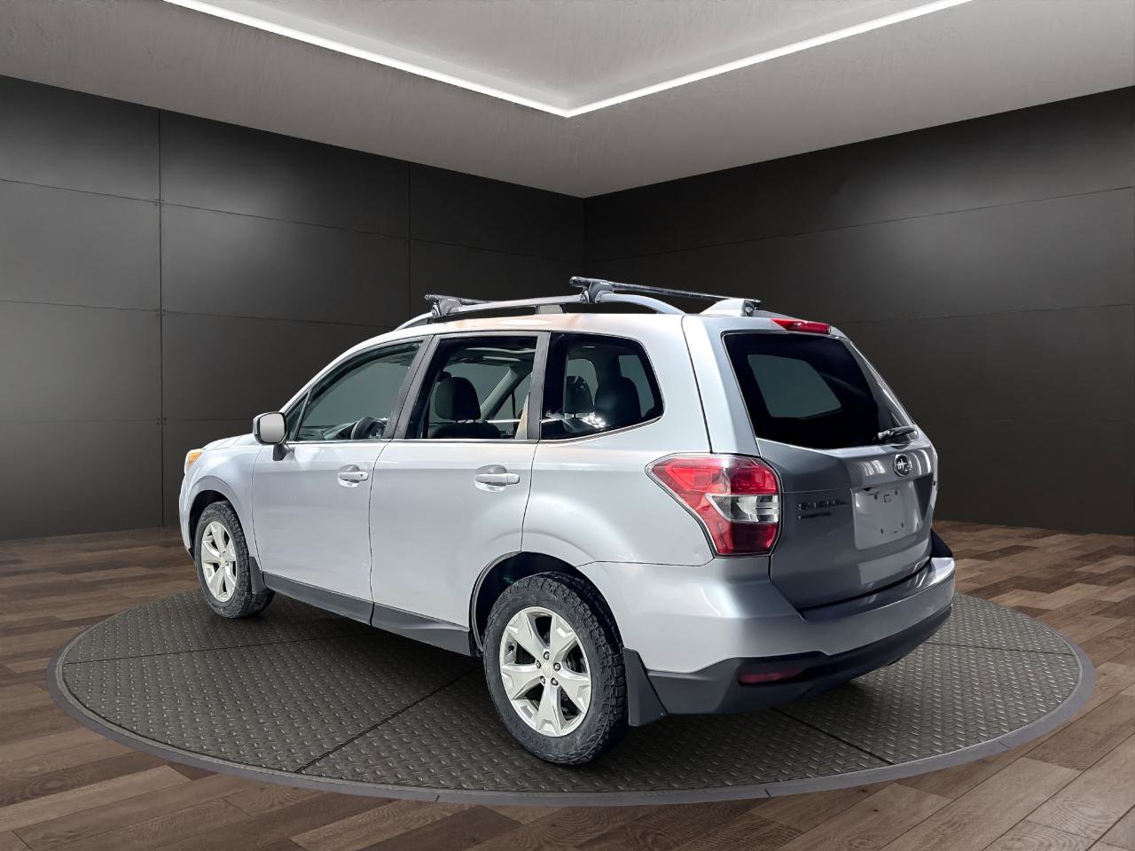 Used 2016 Subaru Forester 2.5i Premium image 6