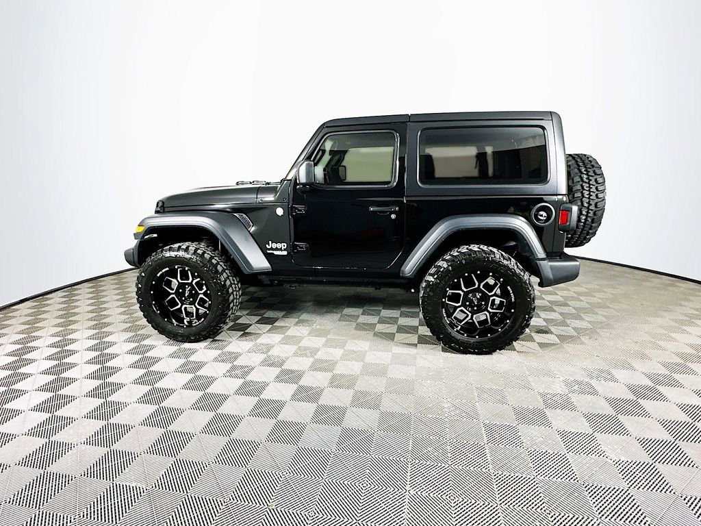 Used 2018 Jeep Wrangler Sport image 7