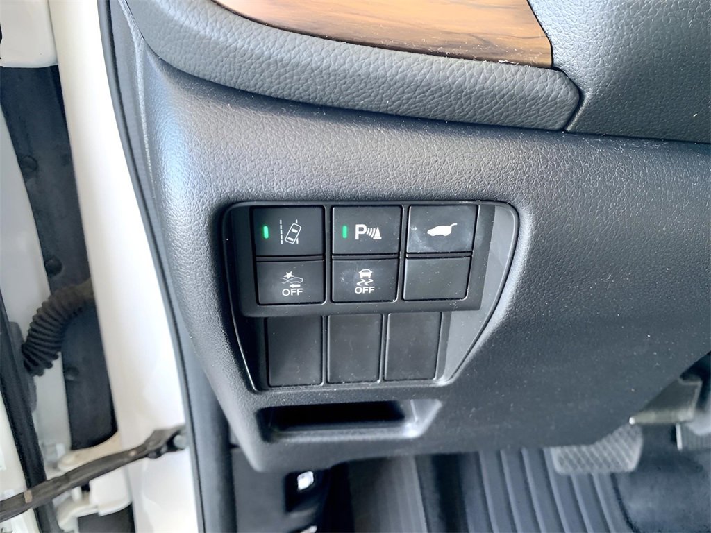 Used 2022 Honda CR-V Touring image 30