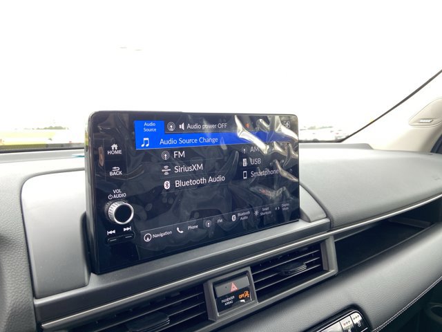 Used 2025 Honda Pilot Elite image 36