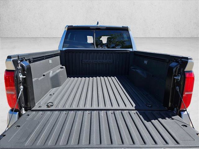 Used 2025 Toyota Tacoma SR5 AWD/4WD image 6