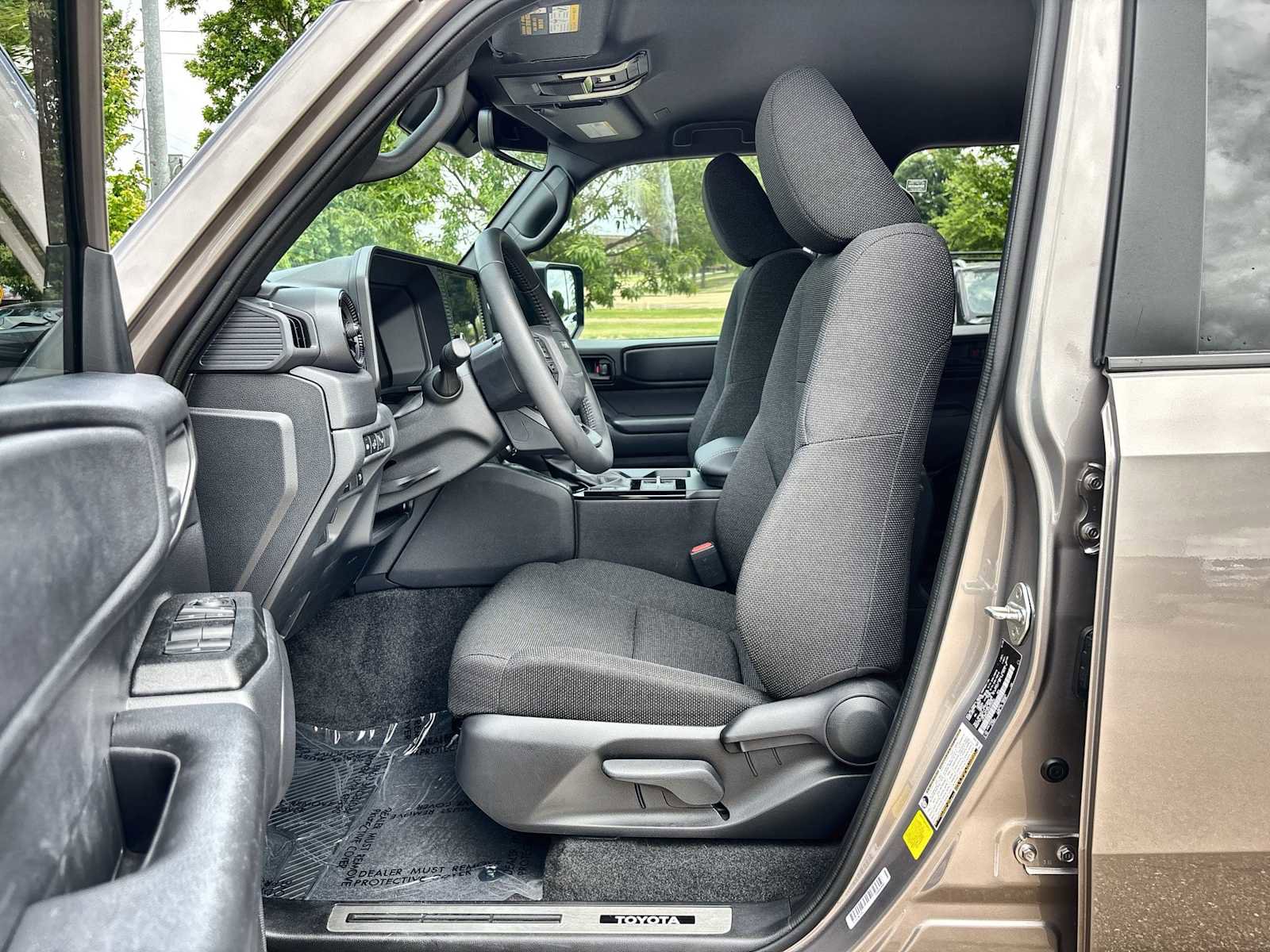 Used 2025 Toyota Land Cruiser AWD/4WD image 2