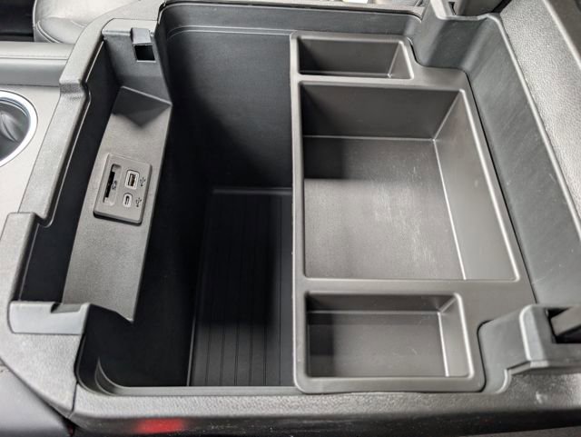 Used 2021 Chevrolet Tahoe LT w/ Luxury Package image 20