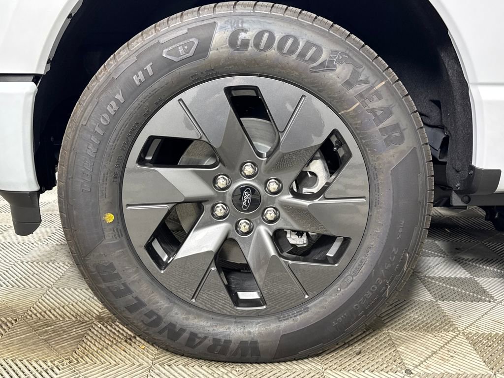 New 2025 Ford F150 Lightning Flash image 18