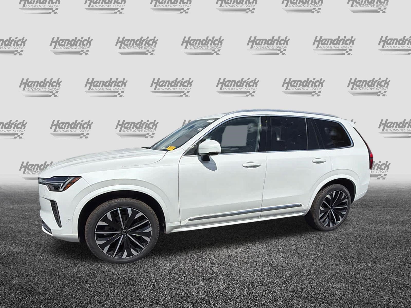 Certified 2026 Volvo XC90 B6 Plus AWD/4WD image 9